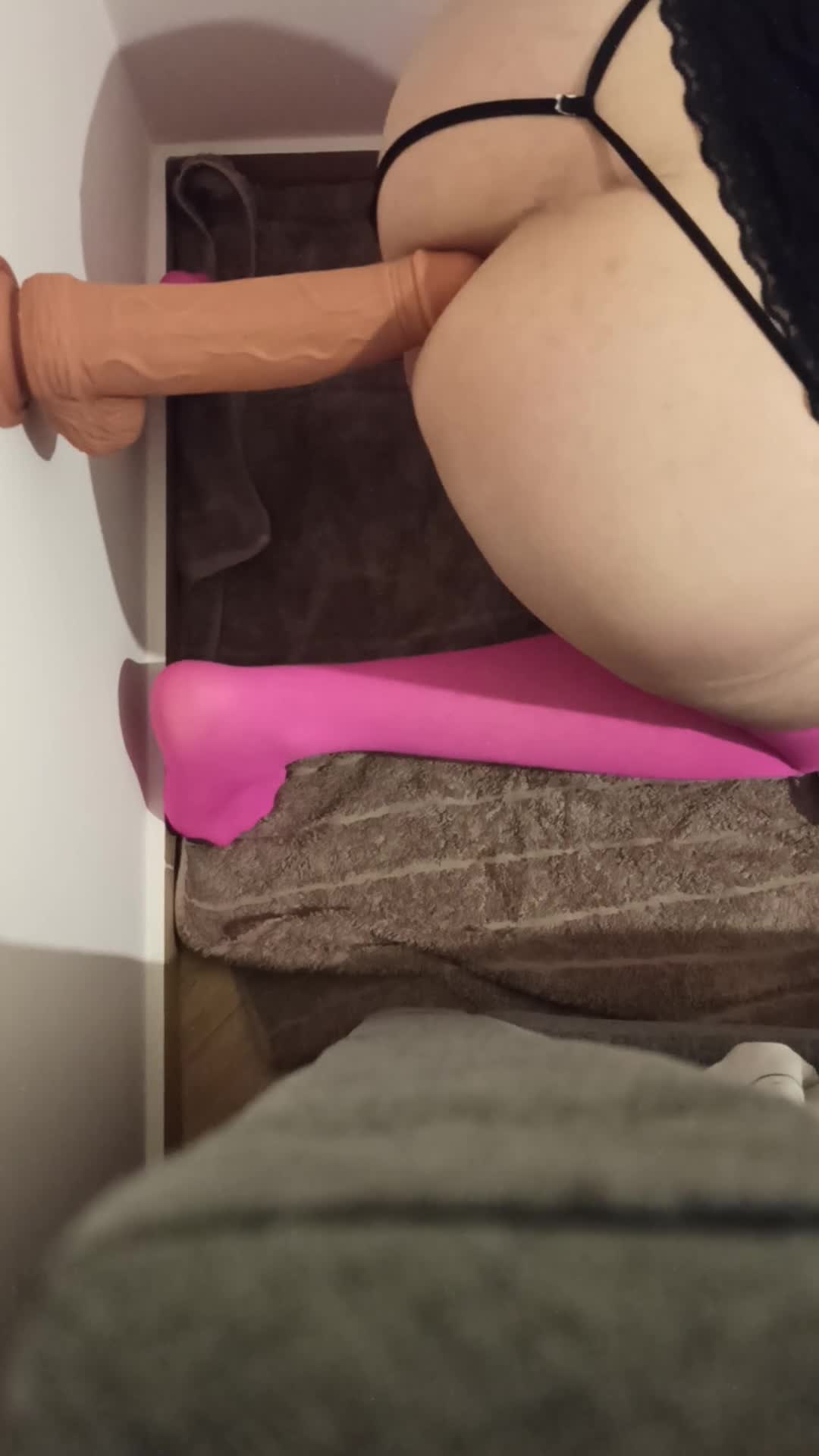 Greek sissy - i need a real cock