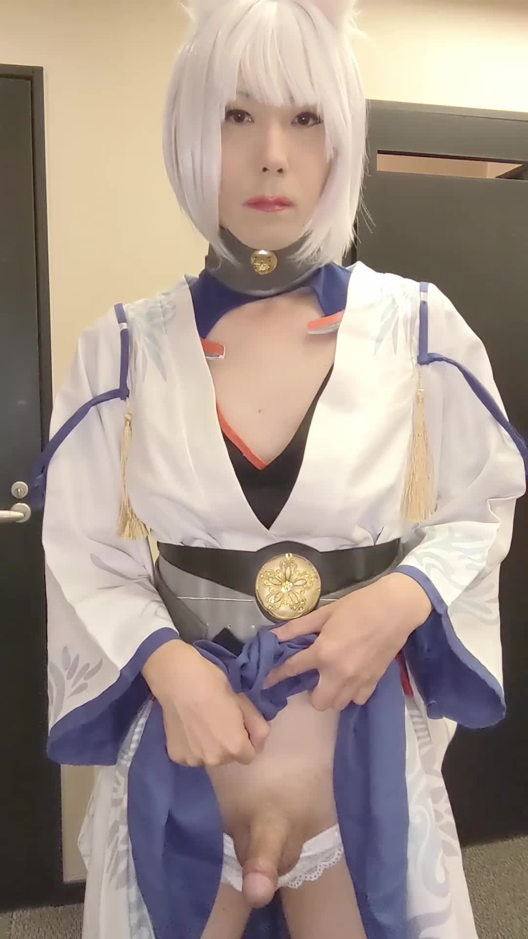 masturbation by cosplay crossdresser